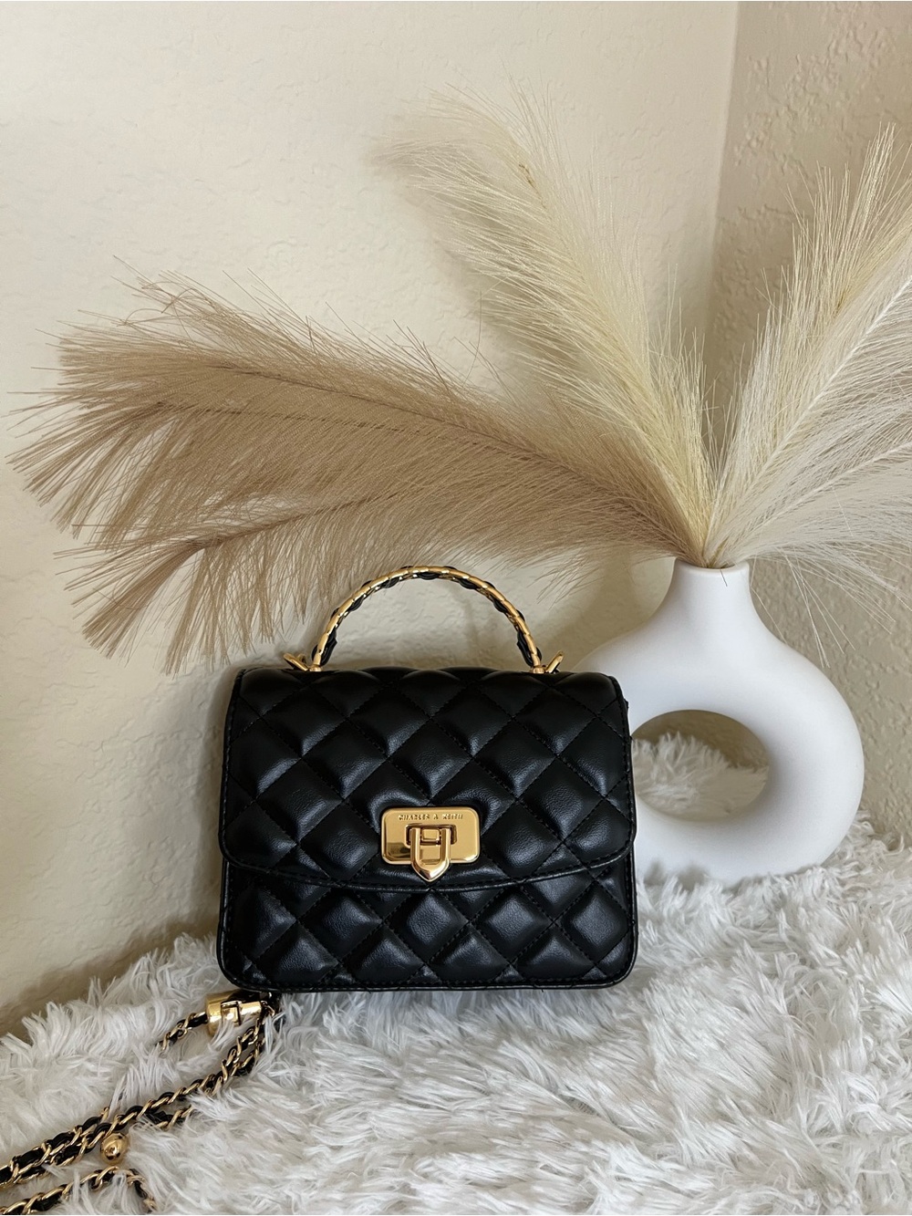 💕NWT Charles & Keith💕 Cressida Quilted Top Handle Bag - Black